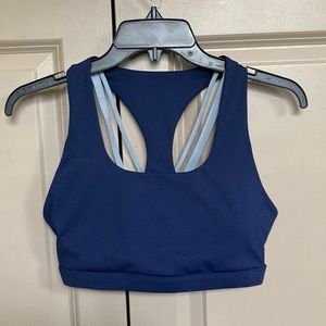 Fabletics Boost Medium Impact Sports Bra- Deep Navy/Raincloud- Medium